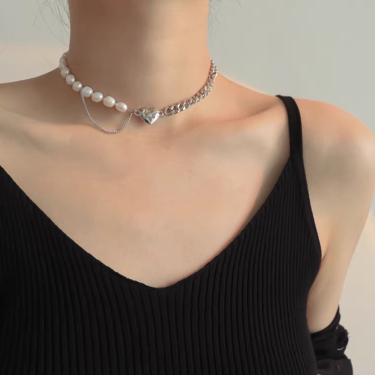 Retro French freshwater pearl heart-shaped chain patchwork necklace, versatile Japanese and Korean style neckchain, niche collarbone chain, heart pendant, trendy hip-hop collarbone chain