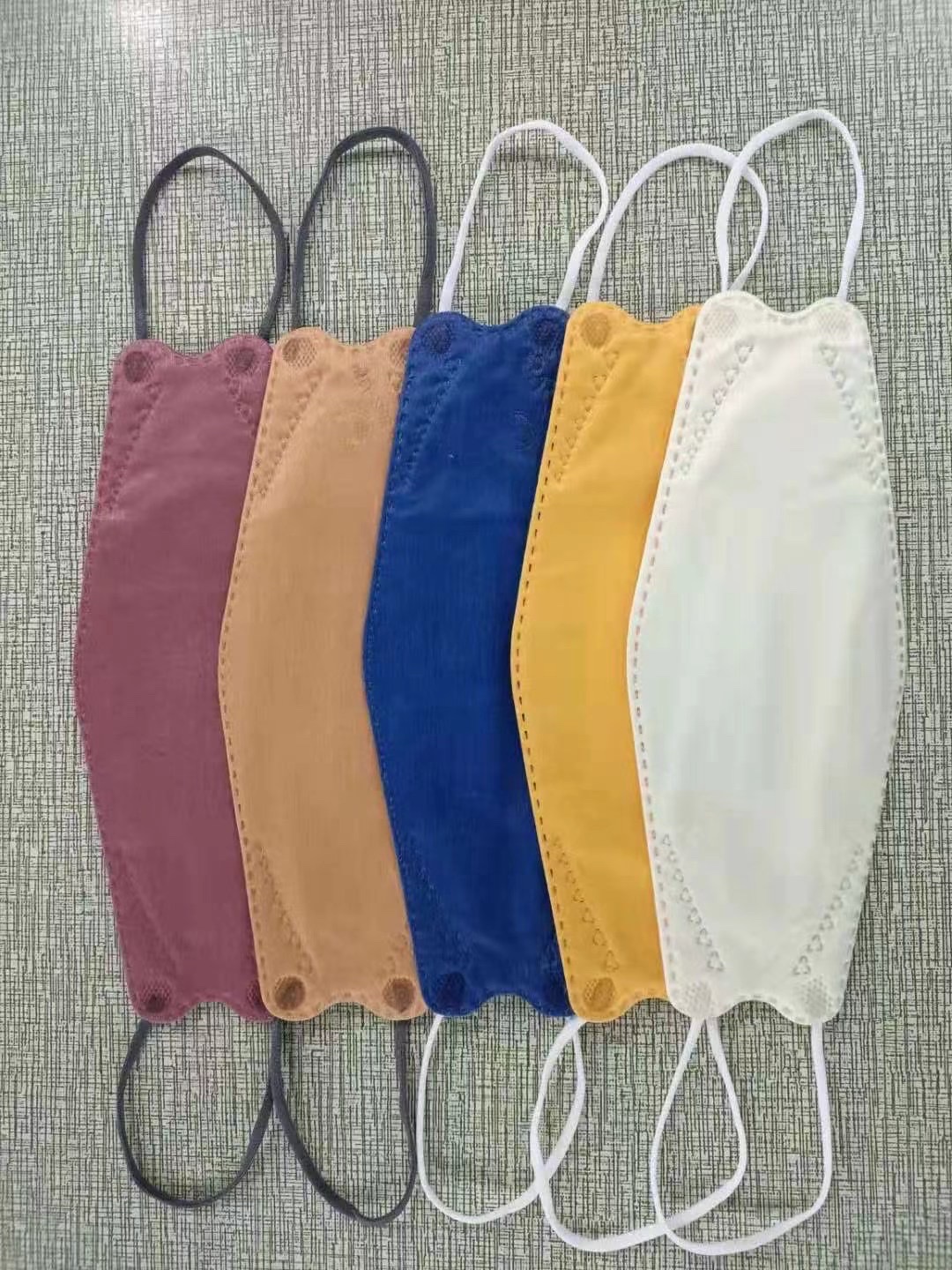 Multi-color three-dimensional non-woven fabric mask detail image 4