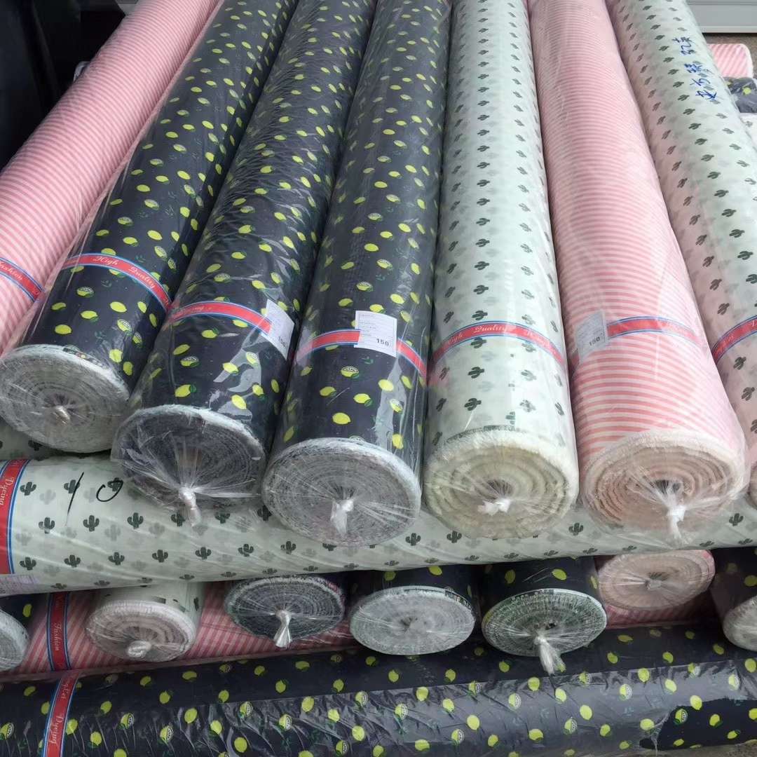 Factory direct sales, best-selling stock across the Internet, 210D checkered printed Oxford fabric for home, makeup, storage, travel and eco-friendly bags details Picture