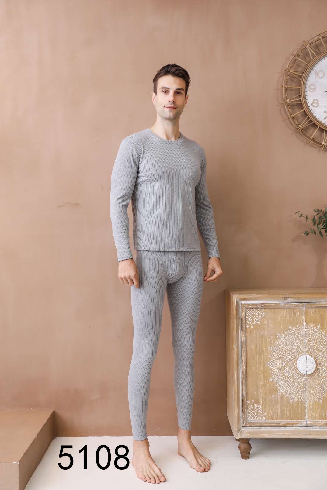 Cationic Solid Color Jacquard Long Johns Big Underwear Set Application Scenario