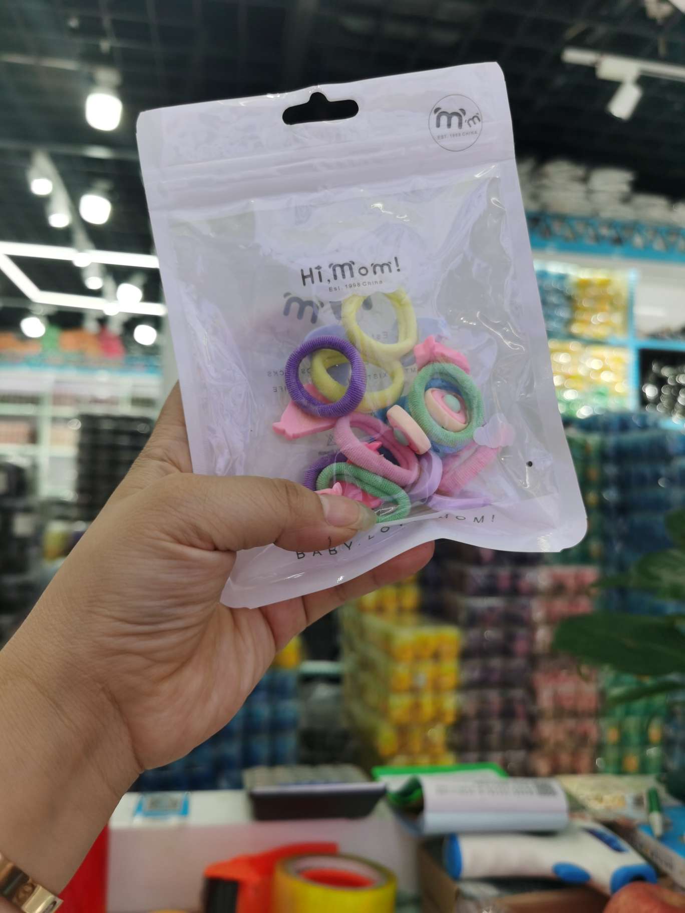 Direct sales of cartoon children's hair accessories from the manufacturer, good quality and low price. The new crocodile pp clip is colorful and so beautiful that it's super nice. Just looking at it makes you want it detail image 1