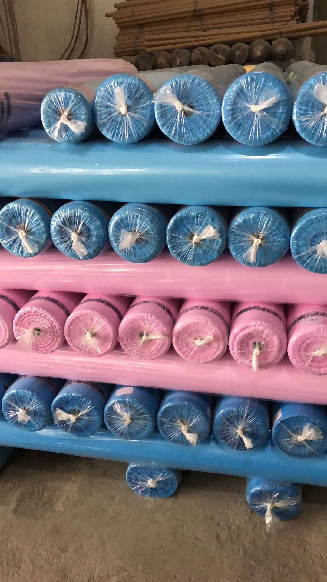 厂家直销全网热销现货网红190T彩色防水PA环保雨伞布儿童休闲帐篷收纳旅行箱包里布详情图5