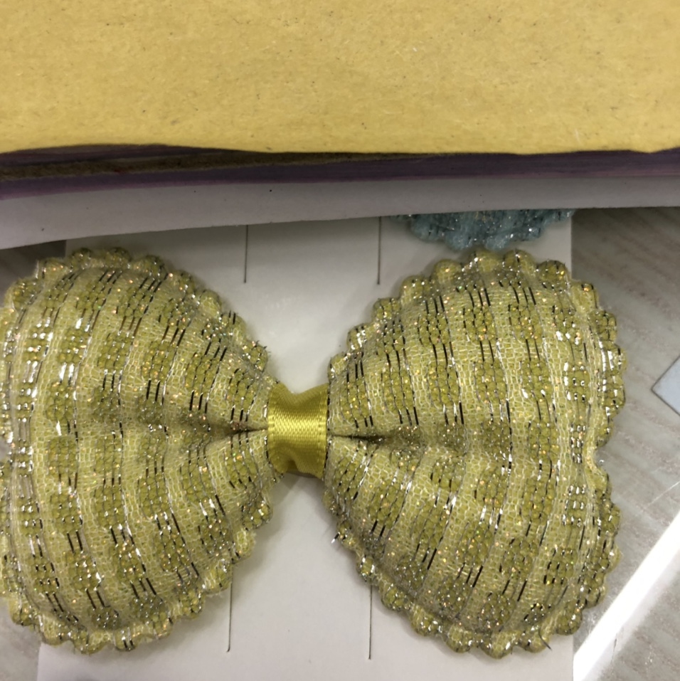 The Golden thread bow tie 46 style autumn and winter plush flower duckbill clip new forest style