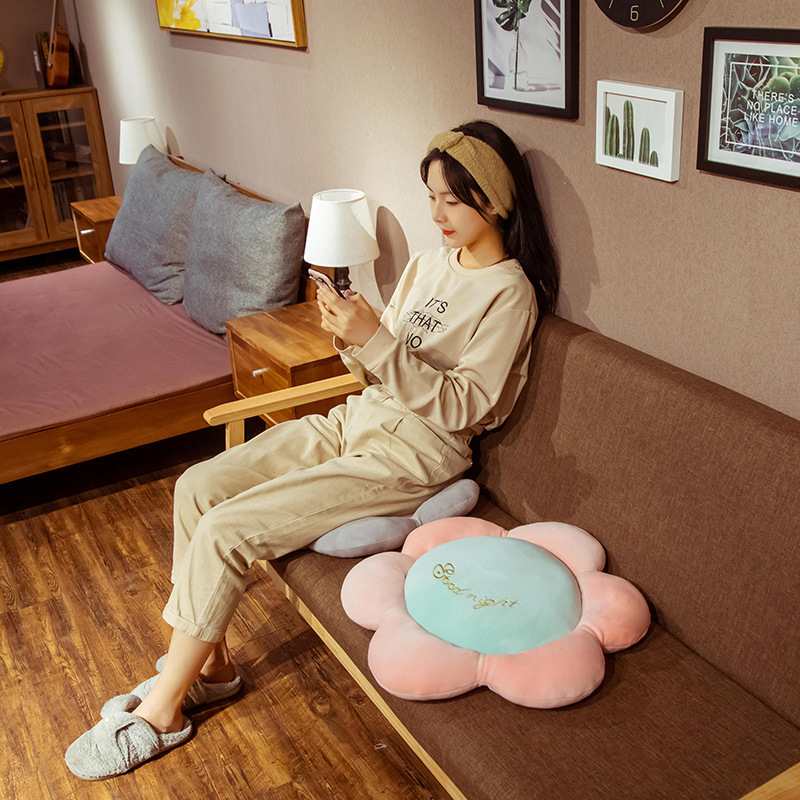 Carpet cushions, cute girls, ins, soft cushions on the floor in the bedroom, plush living room, lazy tatami, suitable for sitting, flower floor cushions Item Picture