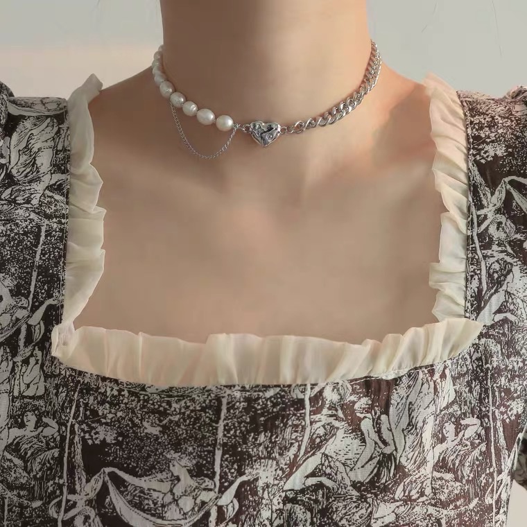 Retro francés perla de agua dulce amor cadena collar de patchwork japonés y coreano multicolor temperamento gargantilla niche cadena de clavícula colgante corazón de melocotón marea hip hop cadena de clavícula Specification image