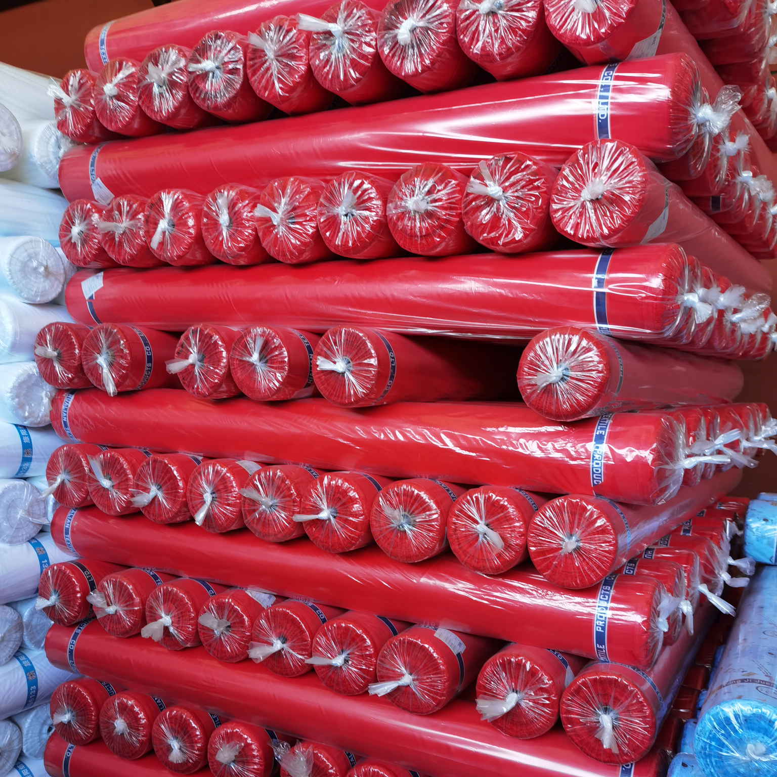 Factory direct sales, best-selling stock across the entire network, 210T color waterproof PU eco-friendly raincoat fabric, children's leisure tent storage, travel bag lining fabric