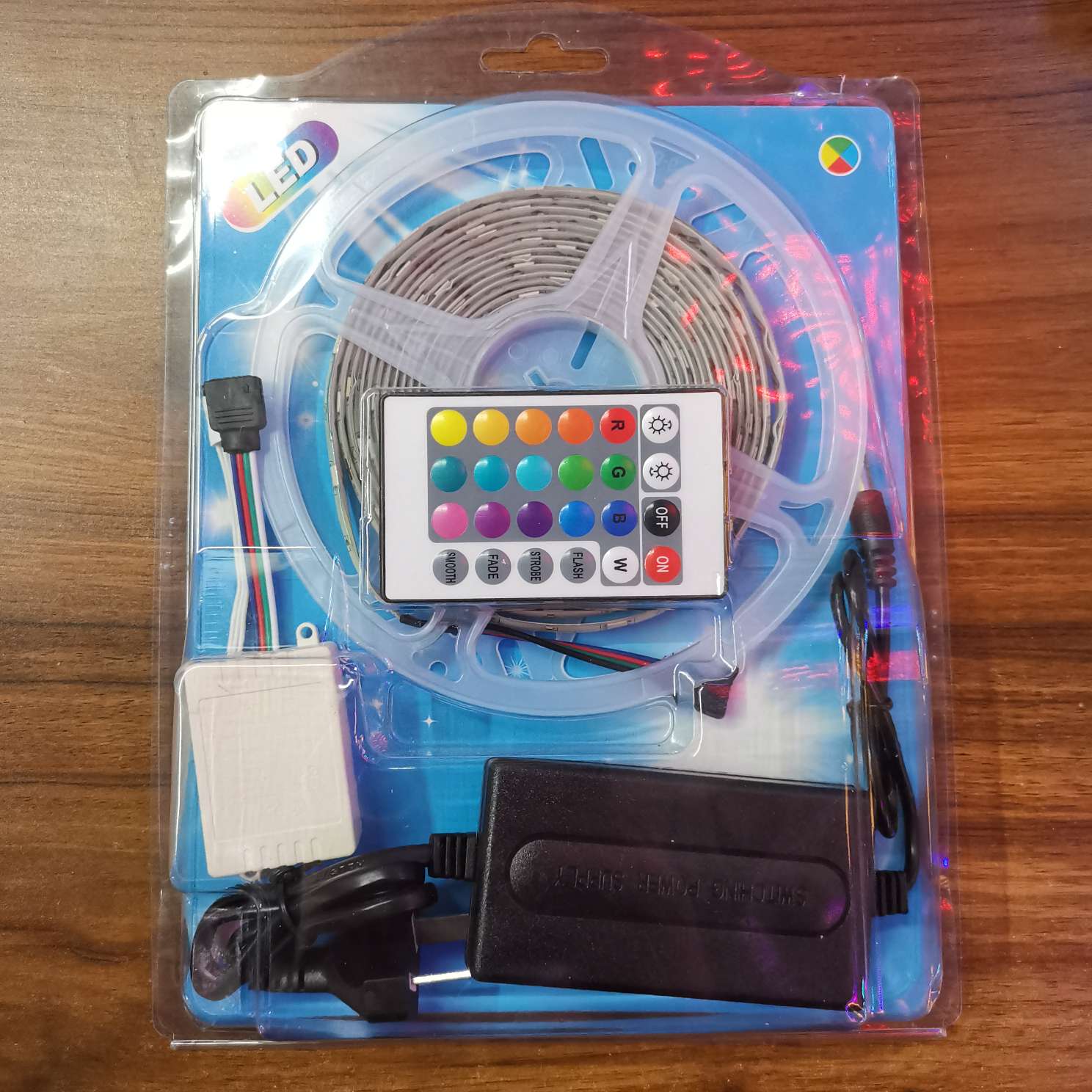 5050LED七彩KTV遥控变色防水灯带网红RGB炫彩跑马流水灯条12V软灯条详情3