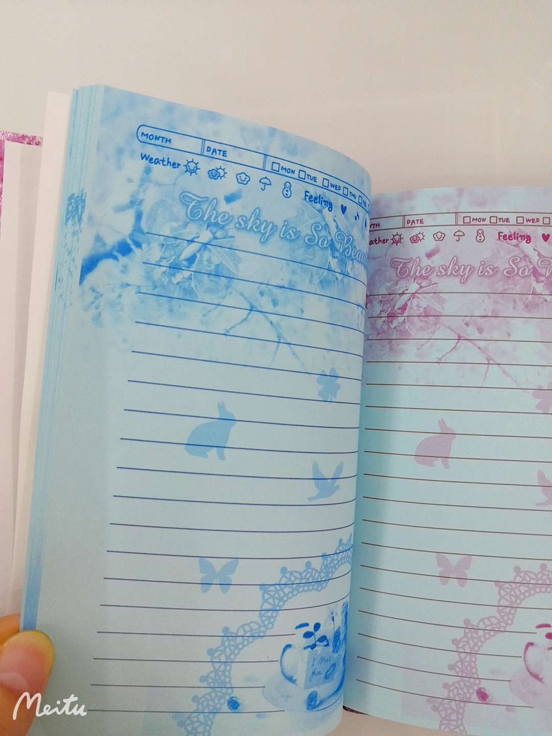 32k盒装锁本（伞1）白底实物图