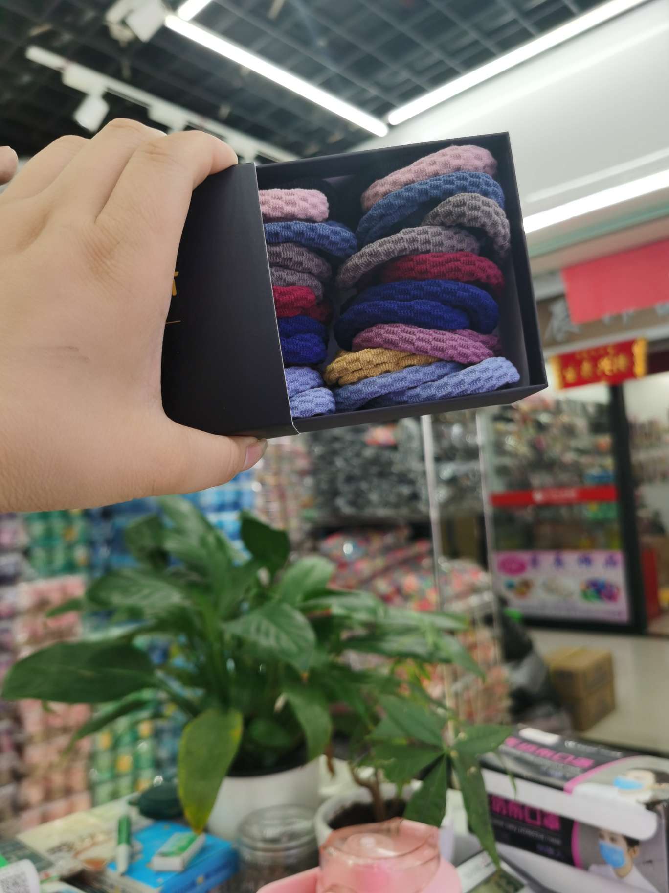 40 Black crocodile pp clips are so colorful and delicious. Just looking at them makes me want them so colorful and delicious that I want them so much detail image 3