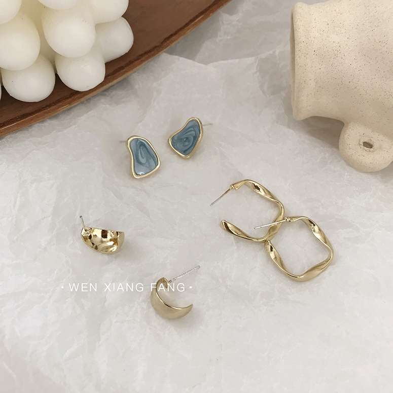 3 pairs of earrings 2019 New trendy set, cold style stud earrings, versatile and elegant Korean simple earrings Application Scenario