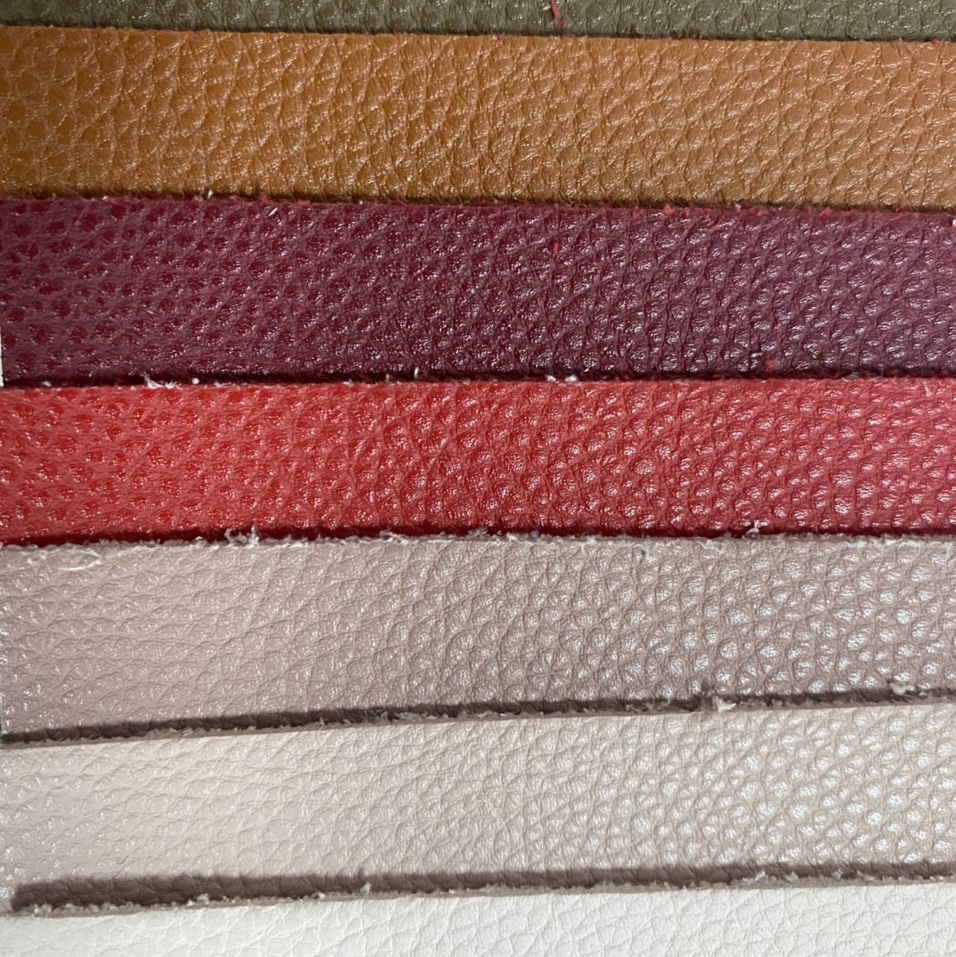 厂家直销热销新款皮革大量现货高中低档箱包沙发鞋材面料420D网纹pvc1号色8