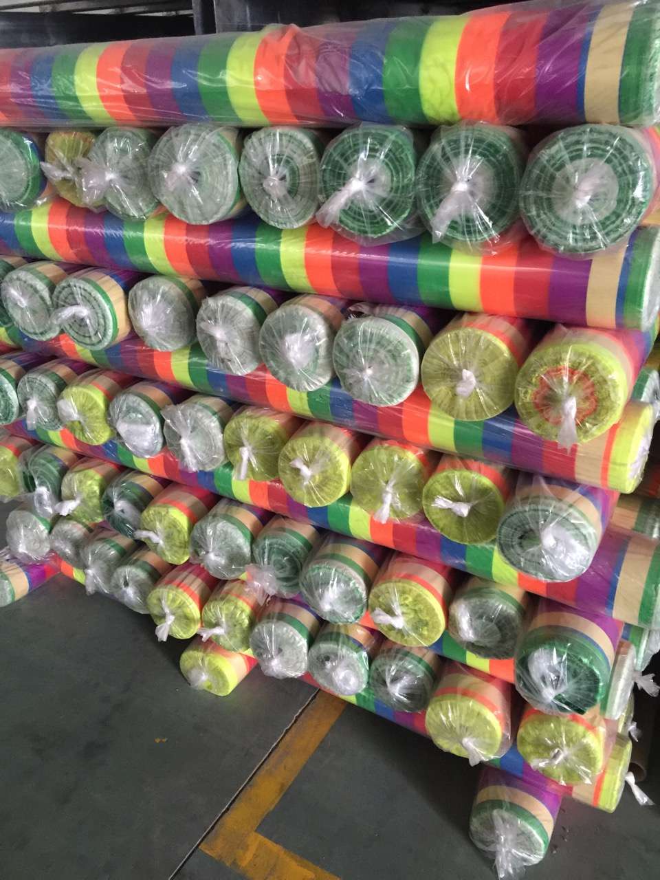 厂家直销全网热销现货网红印花布儿童帐篷布家居化妆收纳旅行环保箱包面料里布细节图