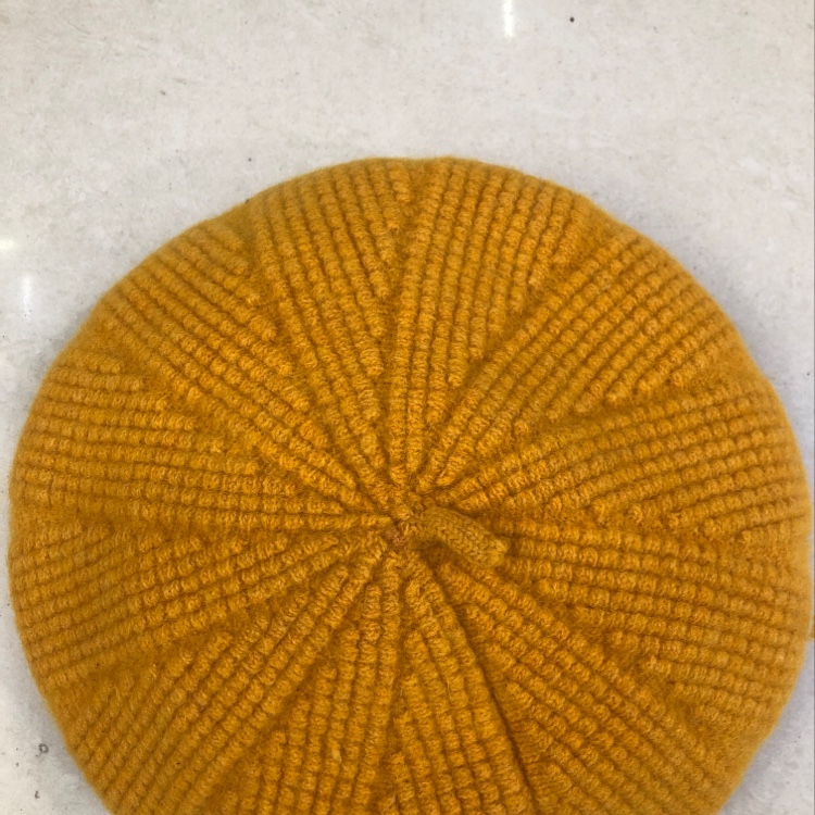 羊毛玉米花贝雷帽黄色羊毛玉米花贝雷帽黄色