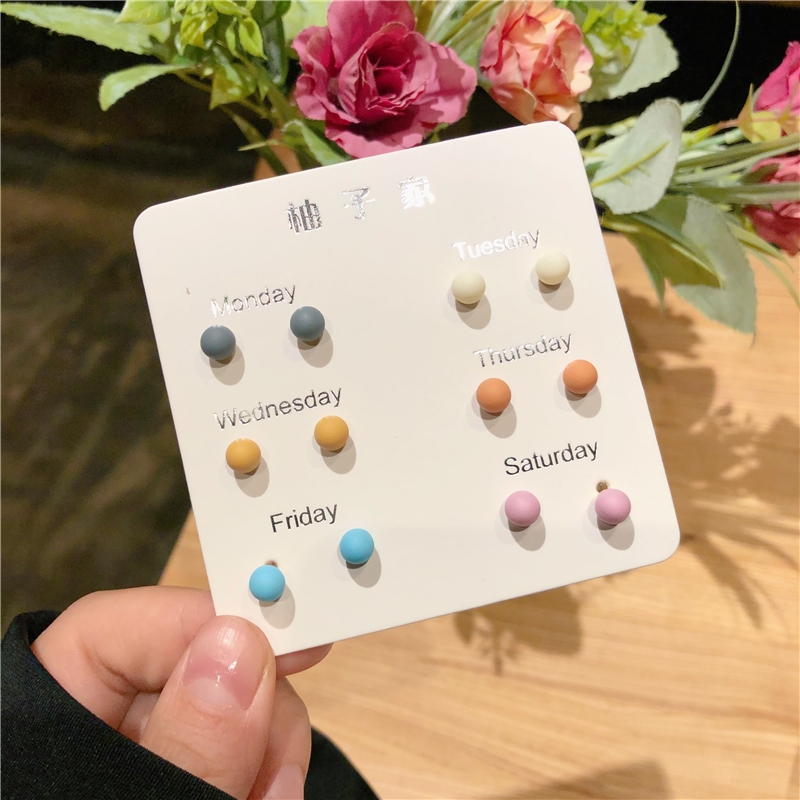 2019 new trendy and unique earrings, popular student anti-allergy colorful ball ear sticks and small ear studs, simple and small for women
