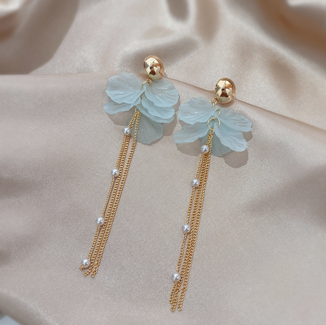 Fairy temperament elegant cold and proud noble and elegant atmosphere grade earrings