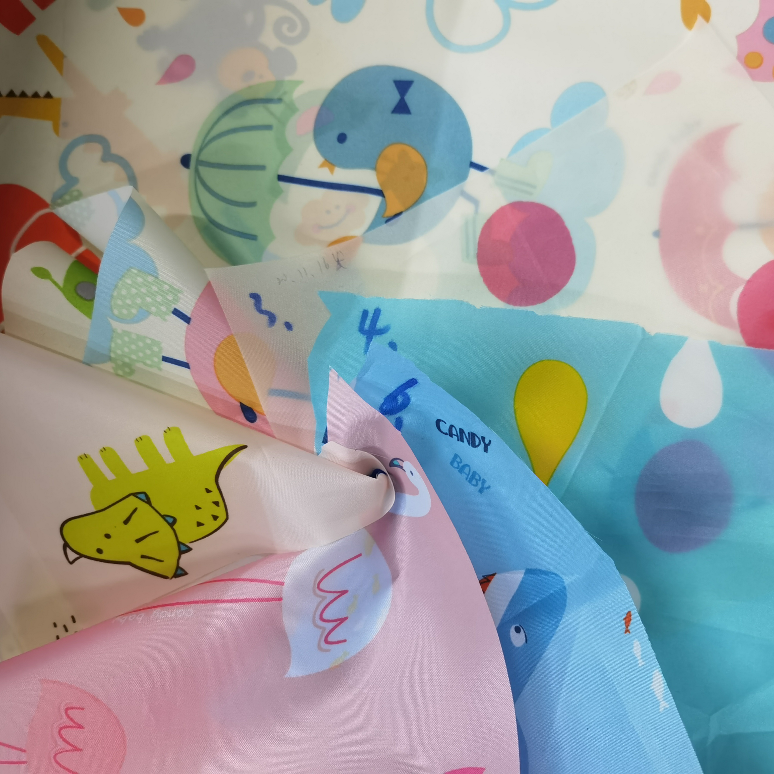 厂家直销全网热销现货网红210T印花PU环保雨伞布儿童休闲帐篷收纳旅行箱包里布