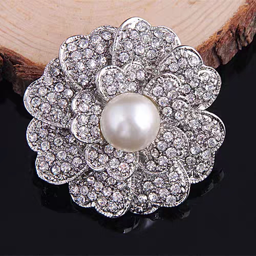 Brooch 1100