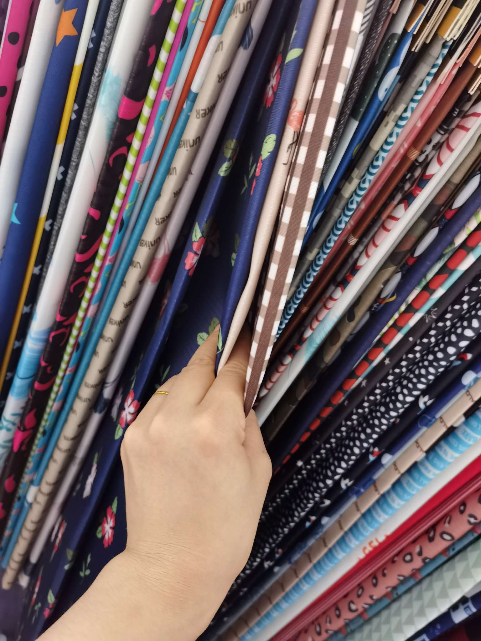 厂家直销全网热销现货网红210T印花PU环保防水雨披布儿童休闲帐篷收纳旅行细节图