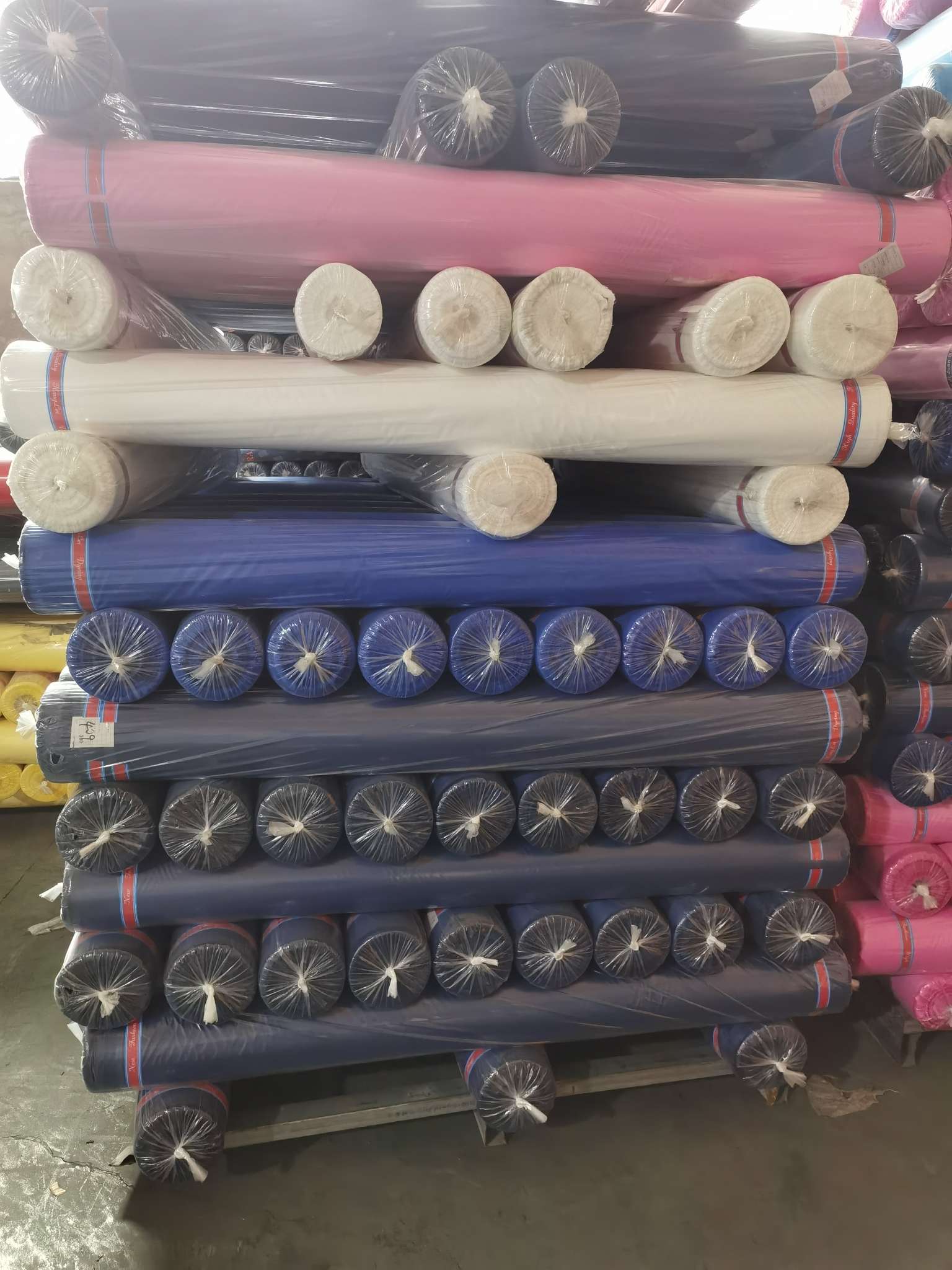 Factory direct sales, best-selling in stock across the entire network, 210D encrypted Oxford fabric, colored PA eco-friendly children's leisure tent, storage, travel bag lining fabric Specification image