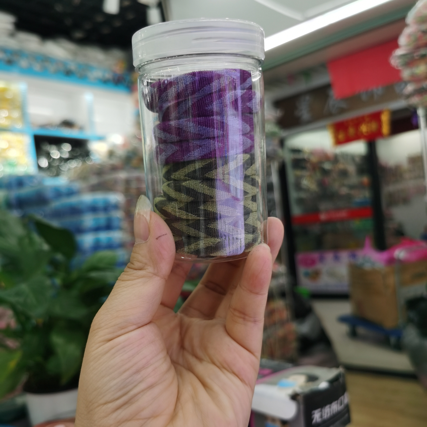 The new crocodile pp clip headwear is so colorful and delightful. Just looking at it makes me want it. So colorful and delightful! Just looking at it makes me want it