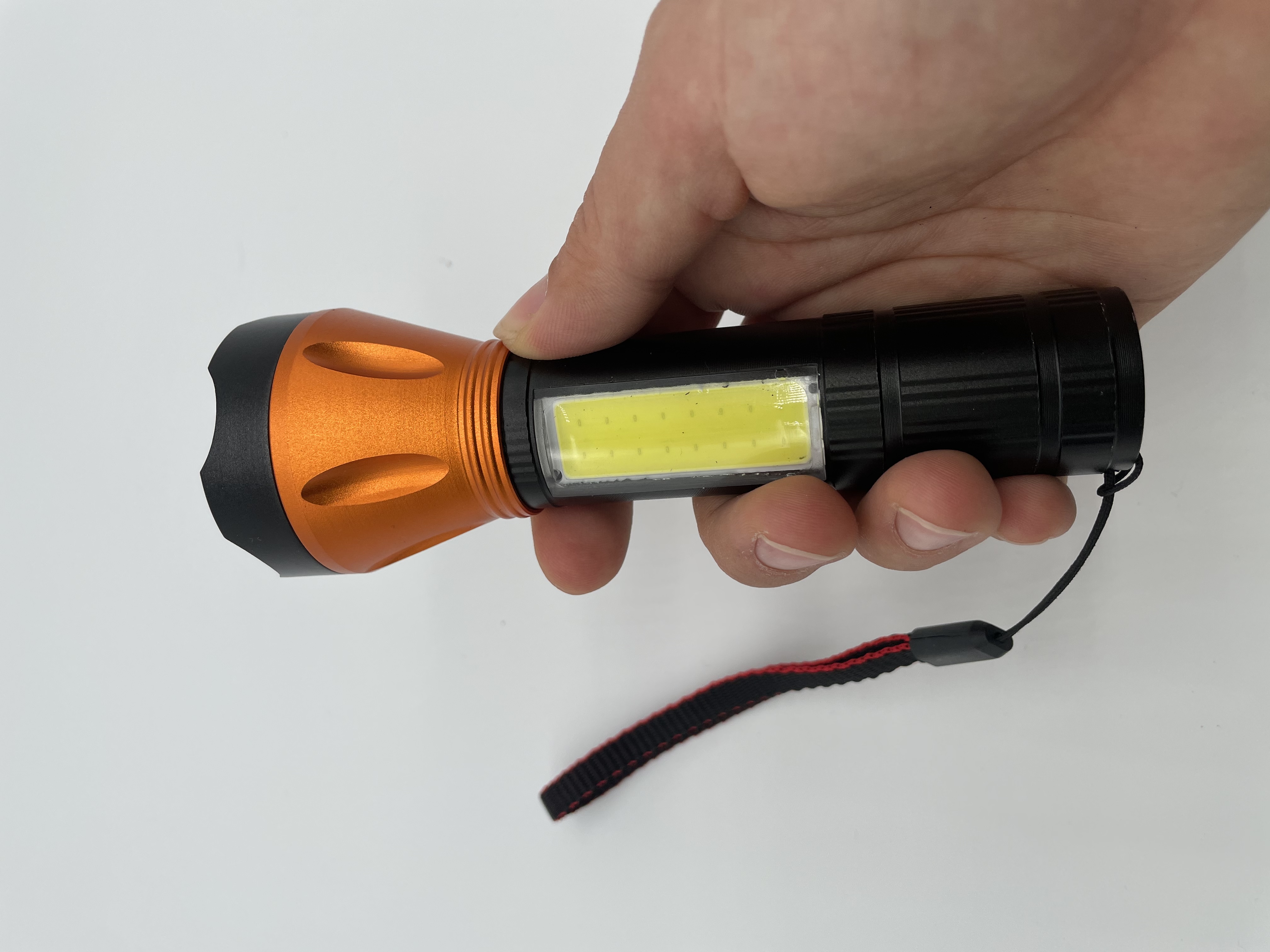 新款铝合金带侧灯COB手电筒USB充电尾部充电细节图