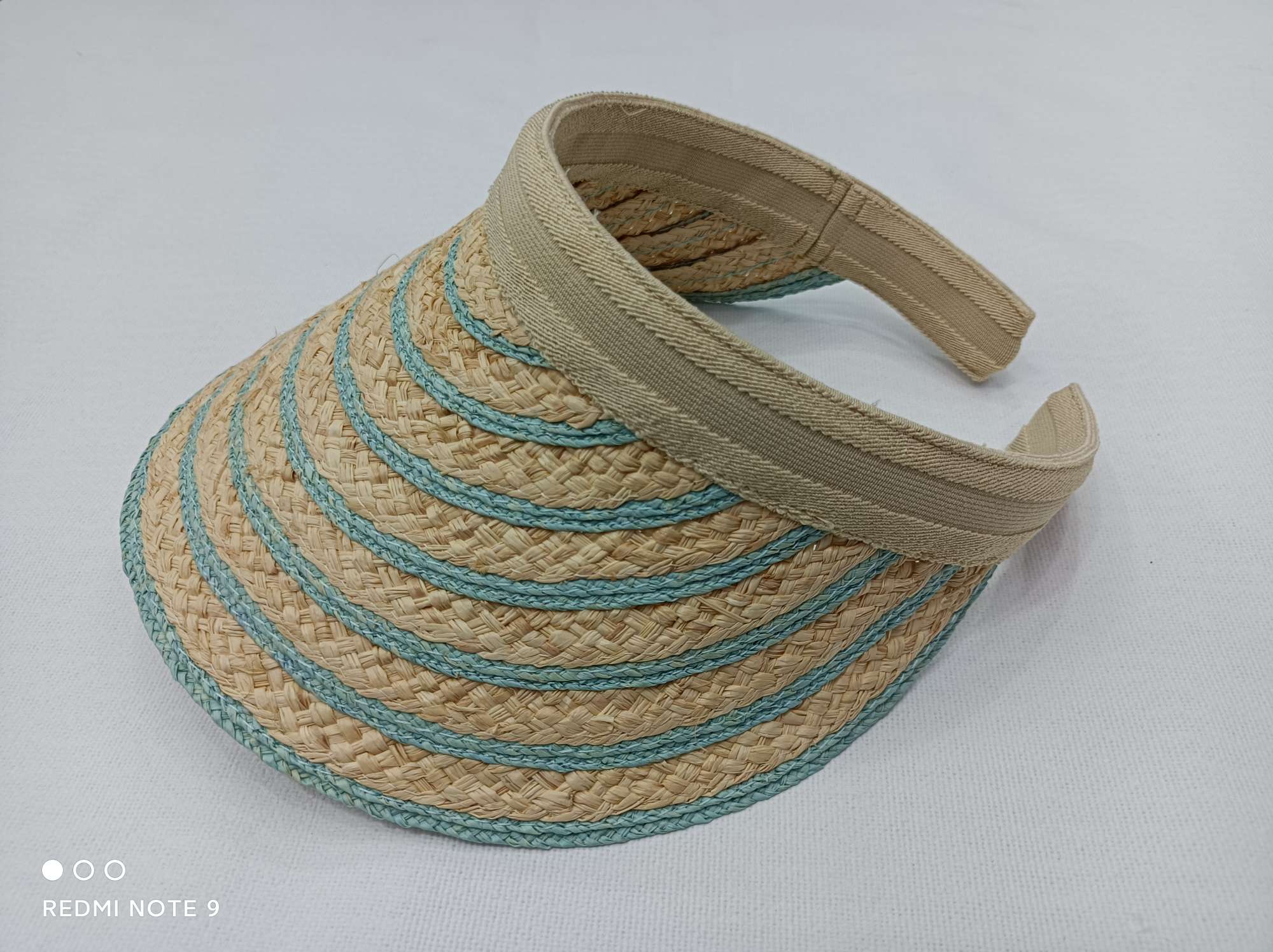 Raffia Spliced Empty Top Hat Application Scenario