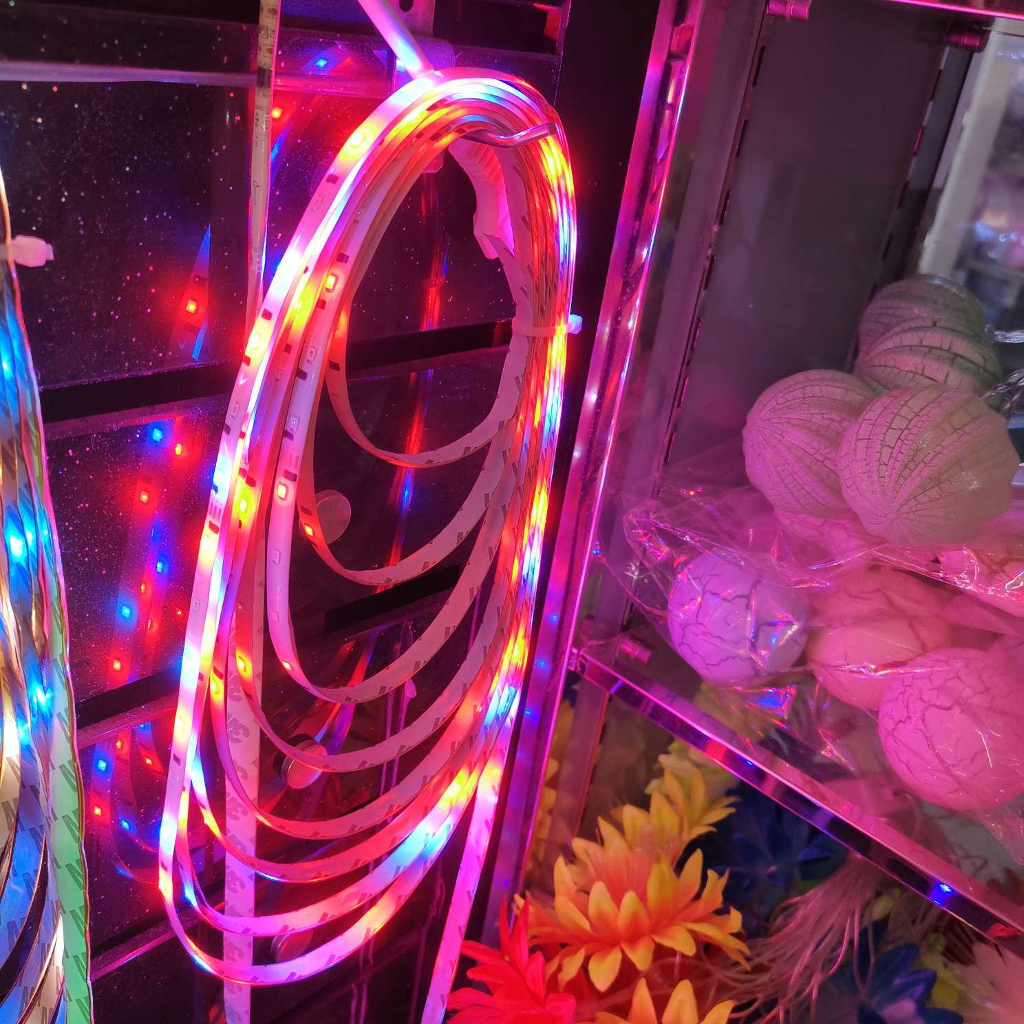 LED seven-color KTV remote control color-changing waterproof light strip, popular RGB dazzling running horse and flowing water light strip, 12V soft light strip Specification image