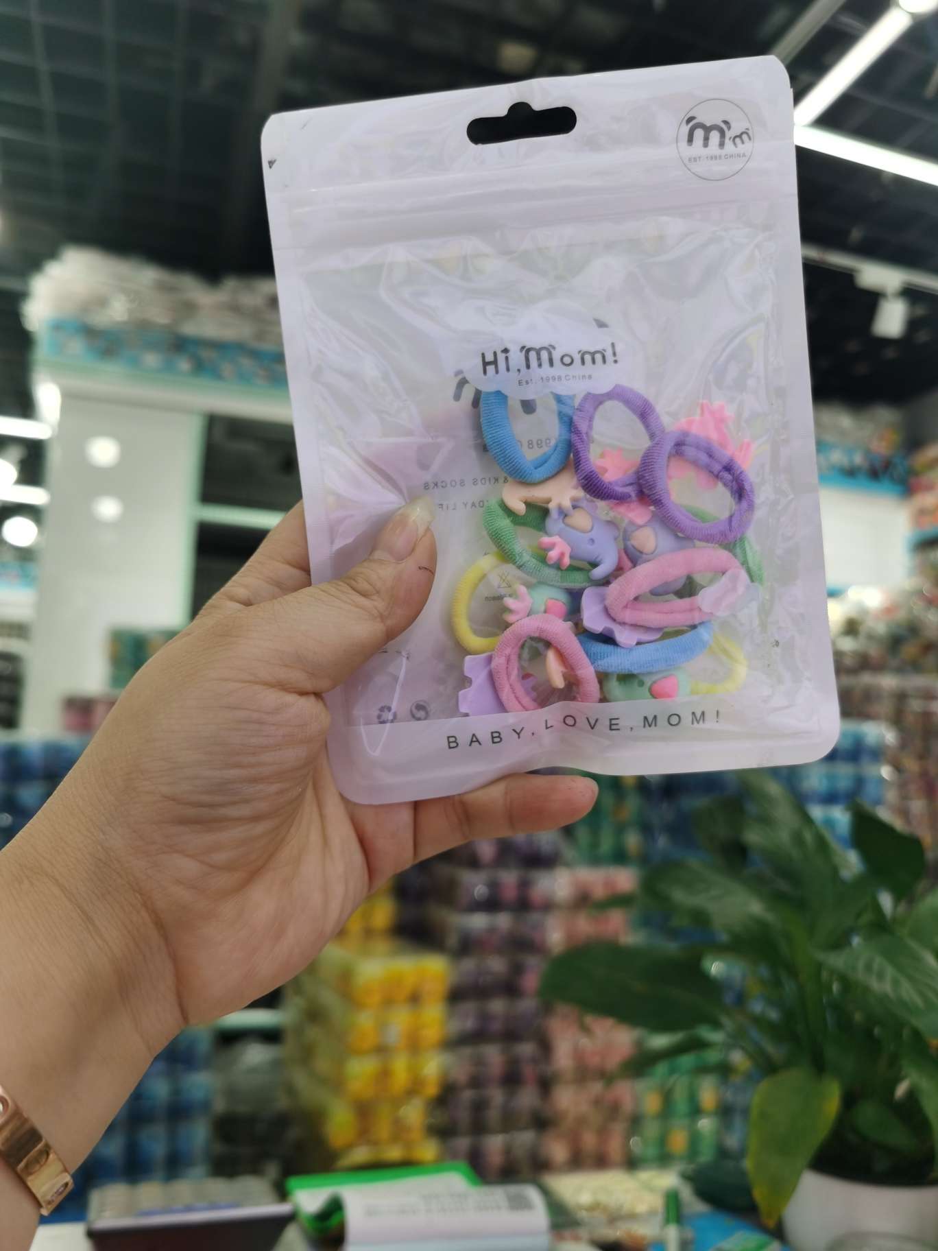 Direct sales of cartoon children's hair accessories from the manufacturer, good quality and low price. The new crocodile pp clip is colorful and so beautiful that it's super nice. Just looking at it makes you want it detail image 2