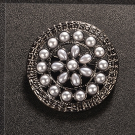 Brooch 1020