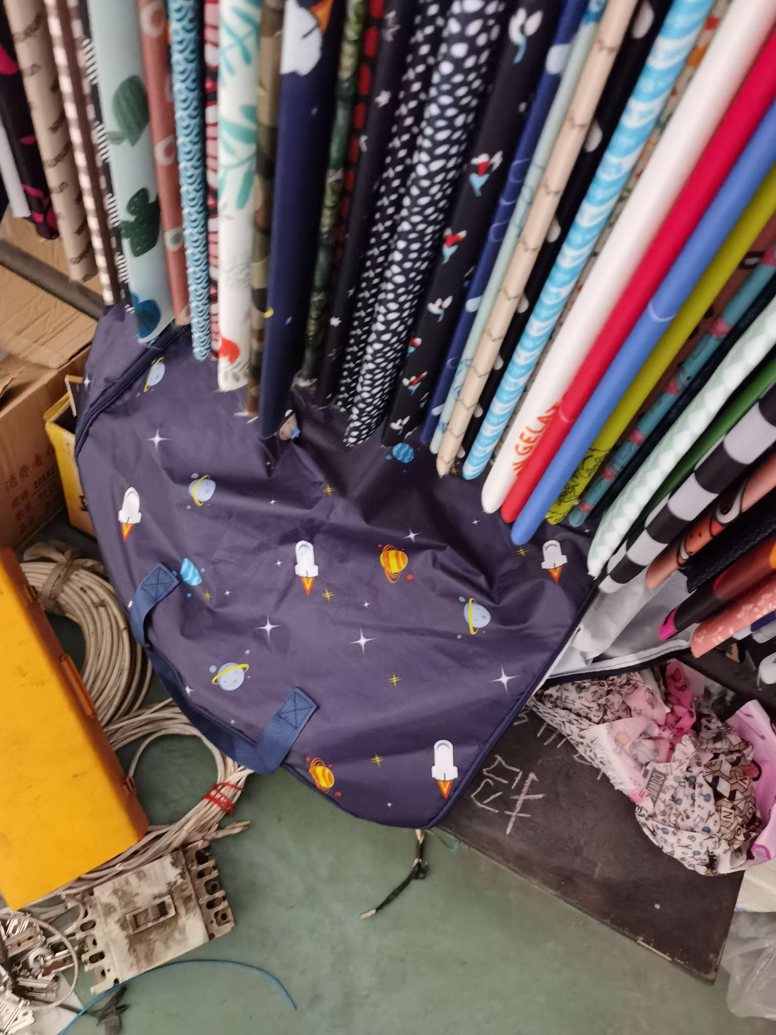 Factory direct sales, best-selling stock across the entire network, 170T polyester taffeta printed PA eco-friendly coated children's leisure tent, storage, travel bag lining fabric Application Scenario