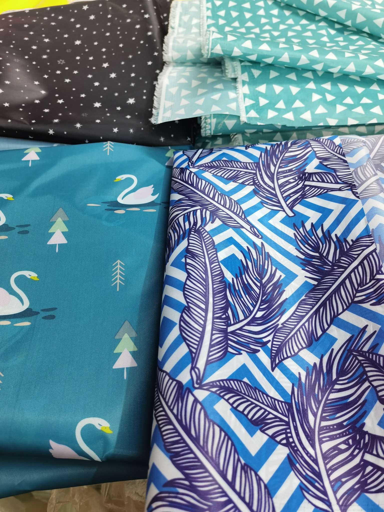 Factory direct sales, best-selling items across the Internet, 170T polyester taeff children's tent storage, travel and eco-friendly bag lining fabric with popular printing Item Picture