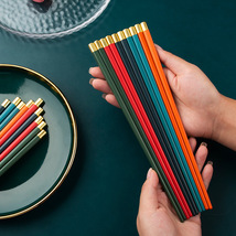 家用尖头筷防滑分家庭分餐筷子彩色金顶筷子一人一筷防潮合金筷子