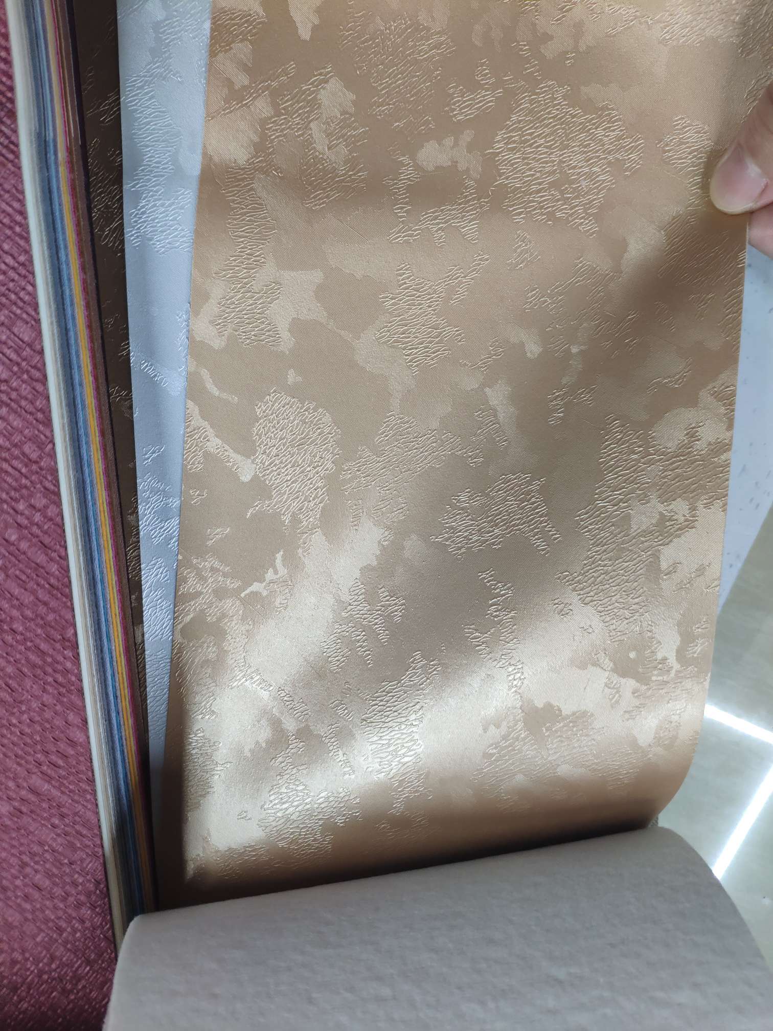 Soft leather with auspicious cloud patterns, hard leather sliding door, artificial leather wall decoration detail image 3