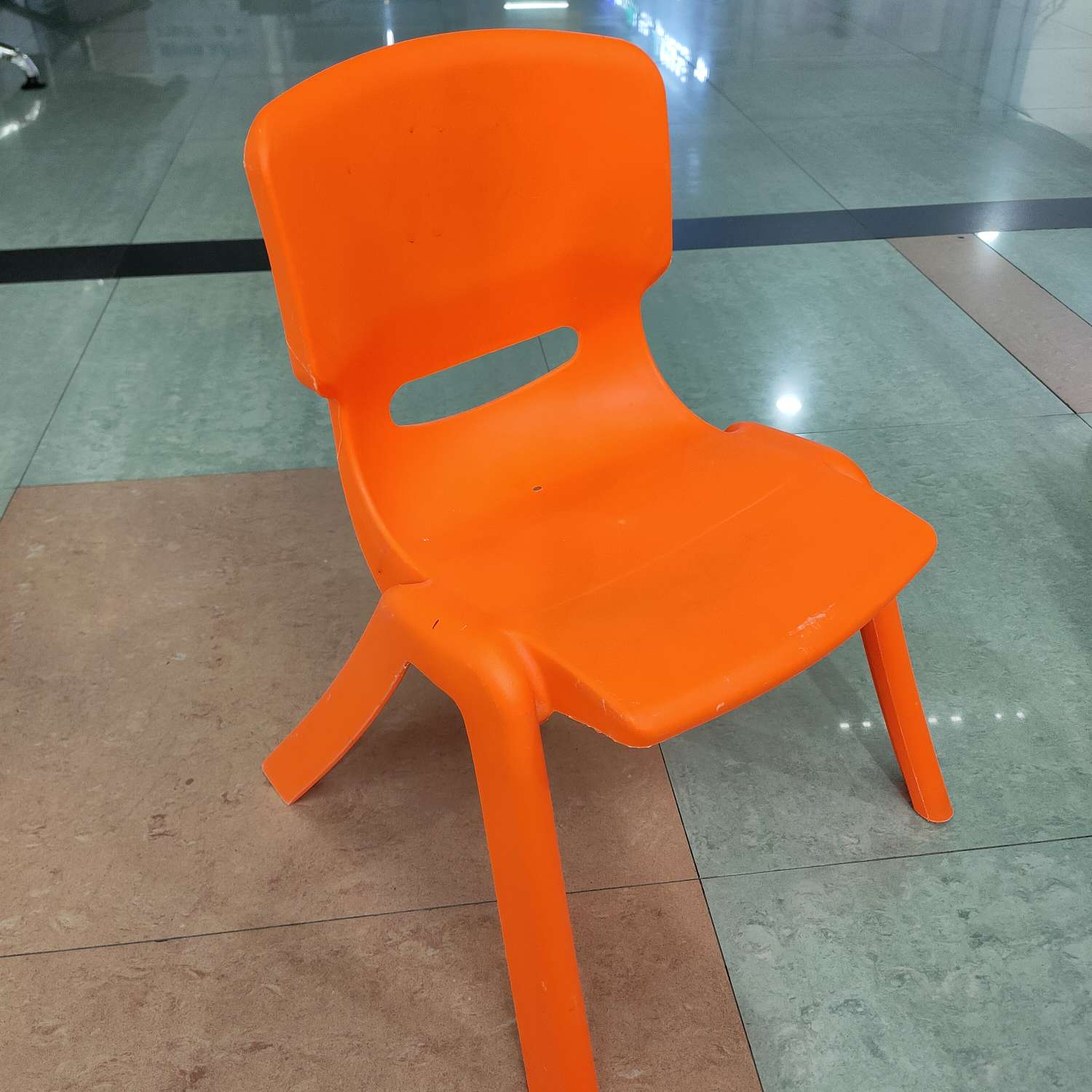 铭华家具厂PP注塑儿童椅塑料笑脸儿童座椅幼儿园中班大班补习班教学用椅中号椅详情图1