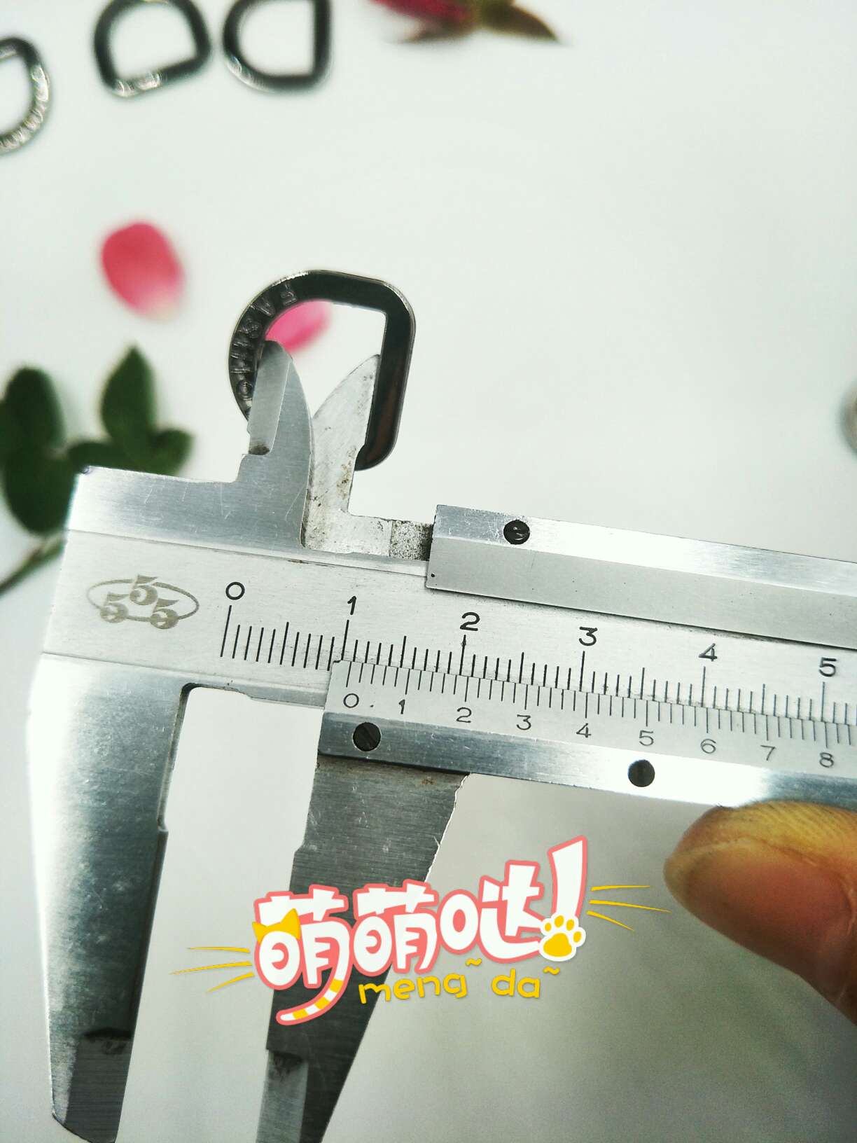 厂家直销合金小D扣 服装辅料 时尚创意标牌 装饰扣 爆款帽子配件掉坠 鞋服箱包头饰DIY配件 金属半圆详情图7