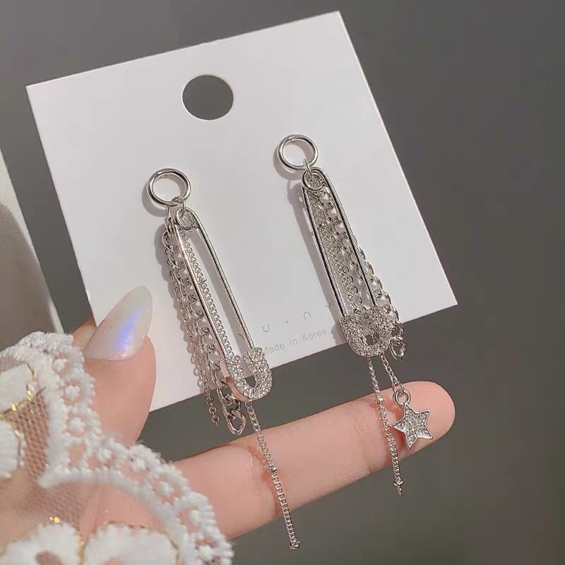 New oversized pin original design exaggerated earrings from major European and American brands