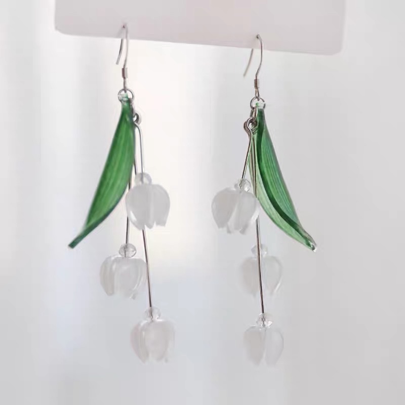"Forest Fairy, Fresh and delicate Orchid, original forest-themed long and elegant girl earrings. Item Picture