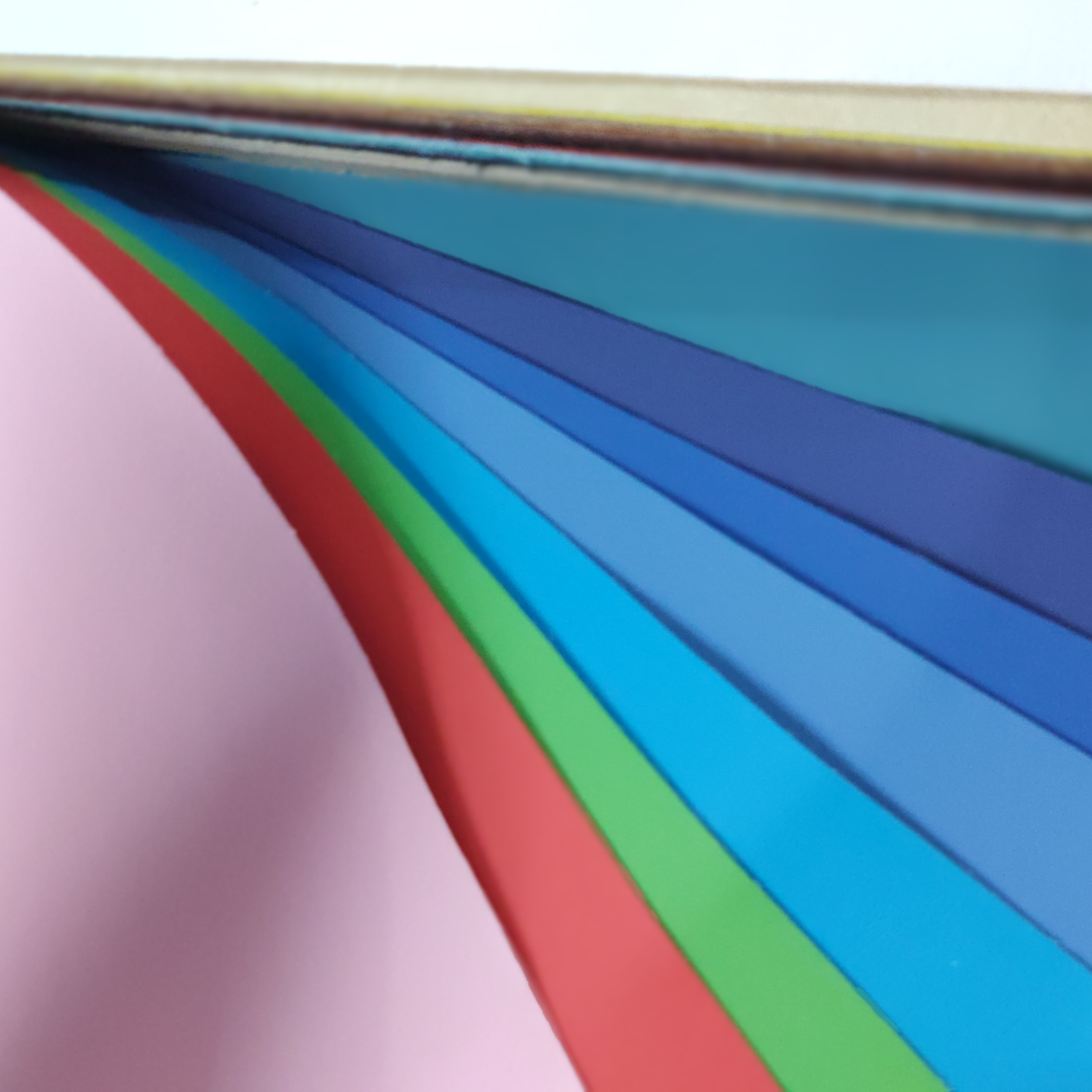 Multicolored artificial leather, fine-textured soft-padded and hard-padded leather bedding fabric