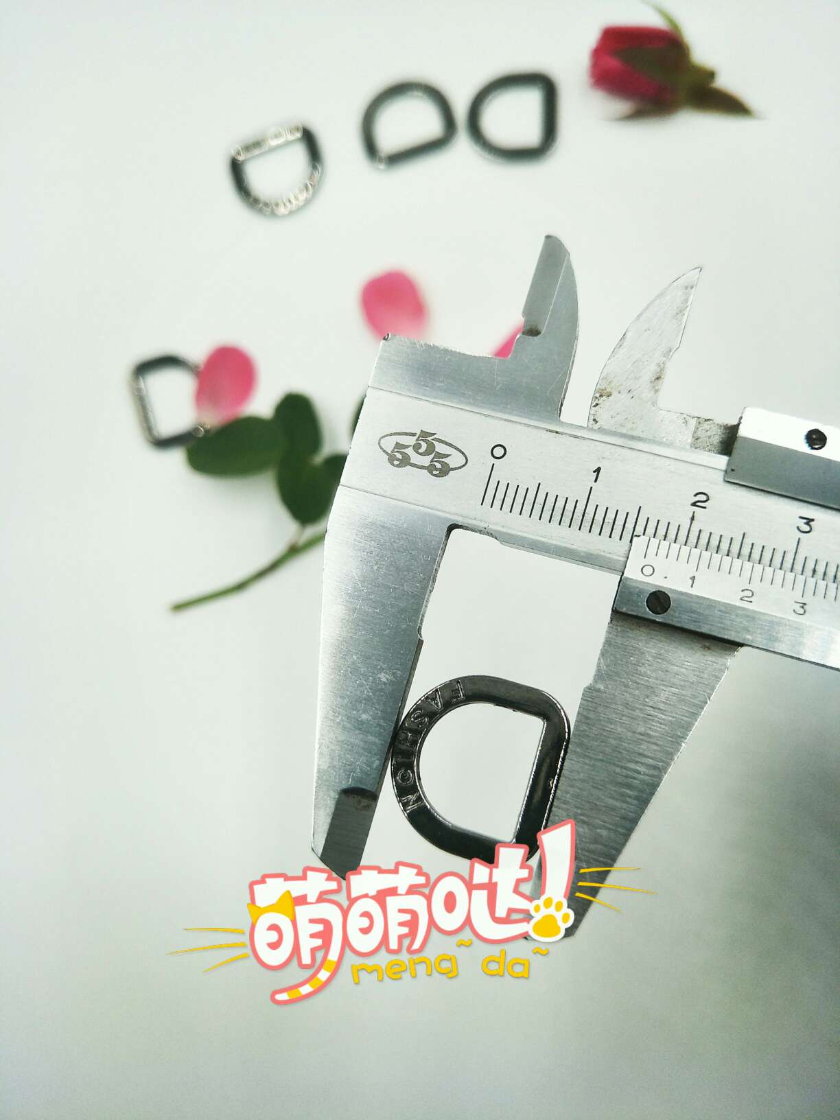 厂家直销合金小D扣 服装辅料 时尚创意标牌 装饰扣 爆款帽子配件掉坠 鞋服箱包头饰DIY配件 金属半圆详情图6