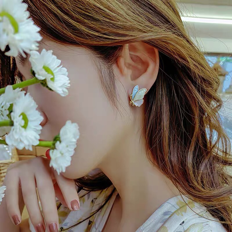 Beautiful small delicate little fresh sweet girl Jane Au earrings