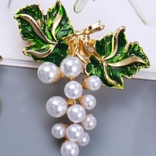Brooch 1209