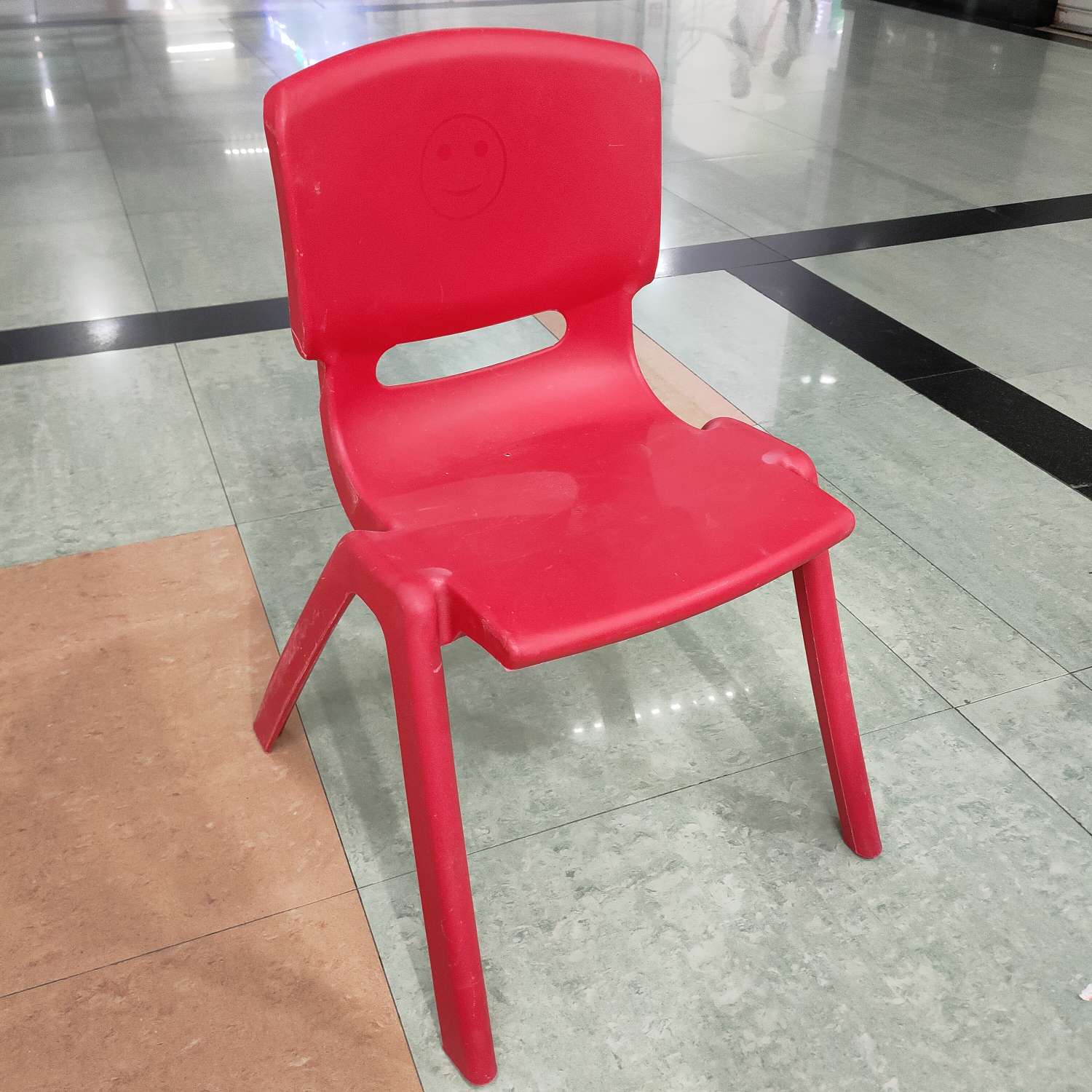 铭华家具厂塑料儿童椅PP注塑笑脸椅幼儿园教学学生座椅大号详情图1