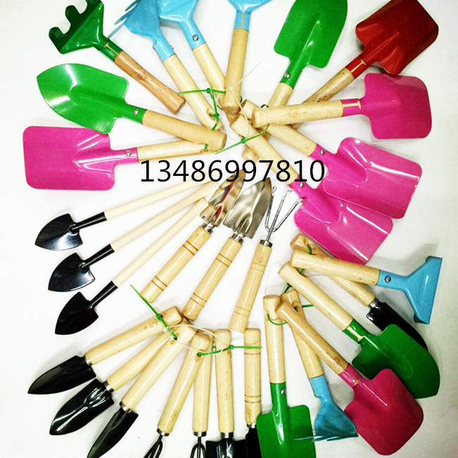 Garden tools Household hardware tools set Tools Garden shovel rake Garden tools rake full figure