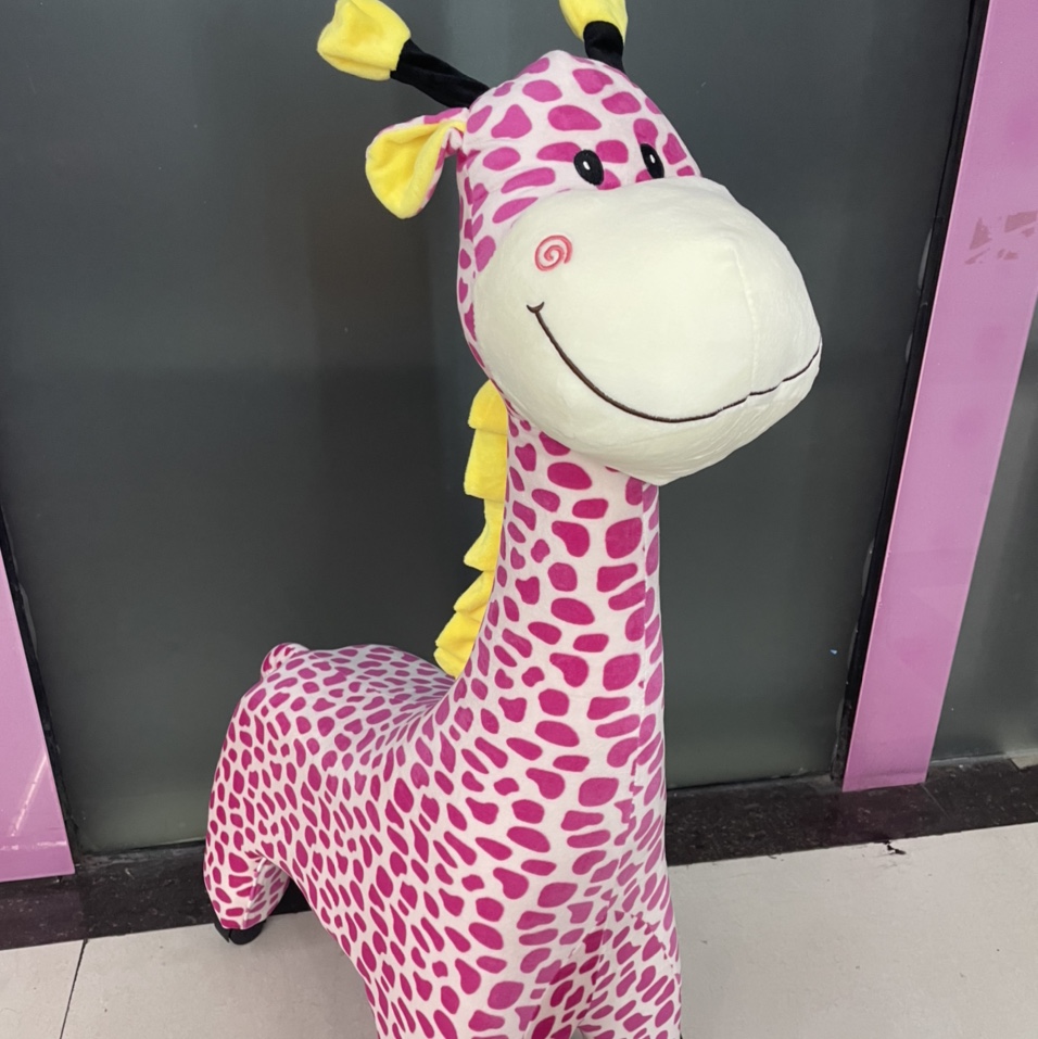 Giraffe baby stool with universal wheel can slide