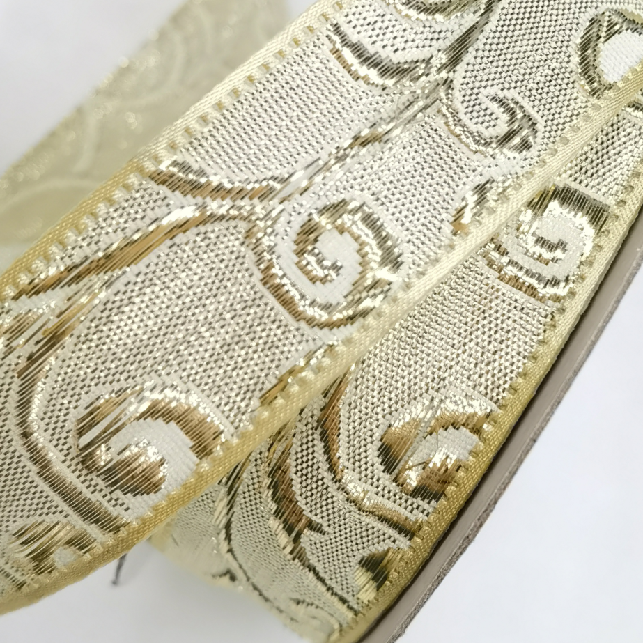 Lace, DIY making, Christmas, clothing, accessories, crafts, cartons, cards, hats and so on all kinds of factory products can be matched with Jew