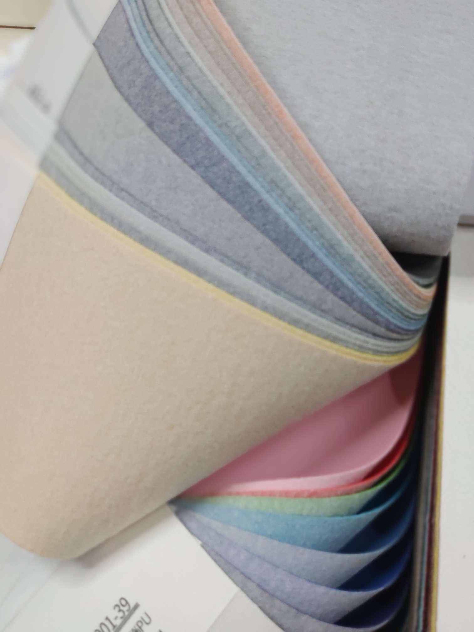 Multicolored artificial leather, fine-textured soft-padded and hard-padded leather bedding fabric detail image 5
