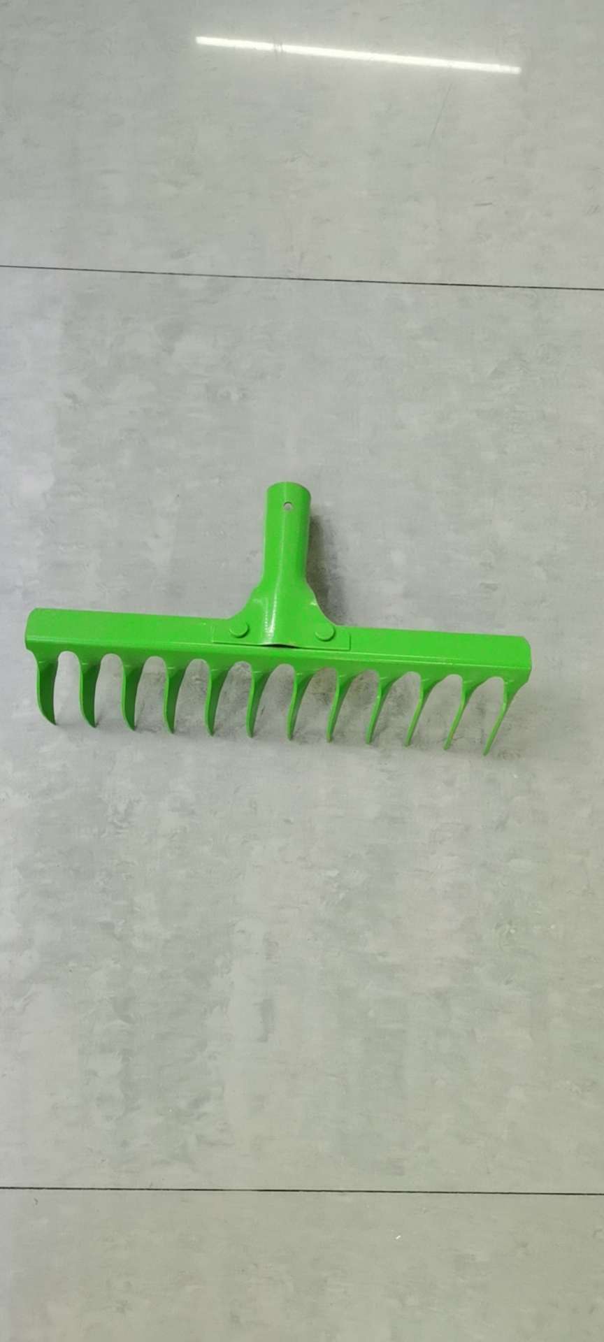 Garden tools Household hardware tools set Tools Garden shovel rake Garden tools rake Specification drawing