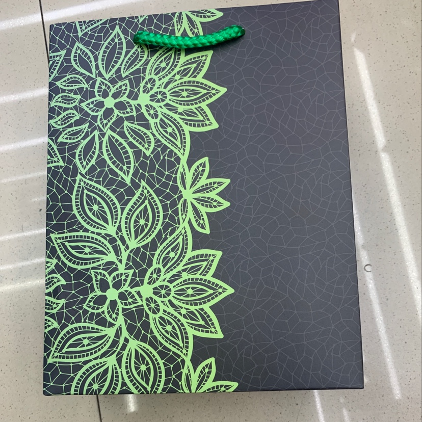 腾超彩印包装日用包装礼品包装纸袋礼品袋 新款竖版白卡礼物袋之韩系简单花草系列522-4中号25*31.5*10详情图1