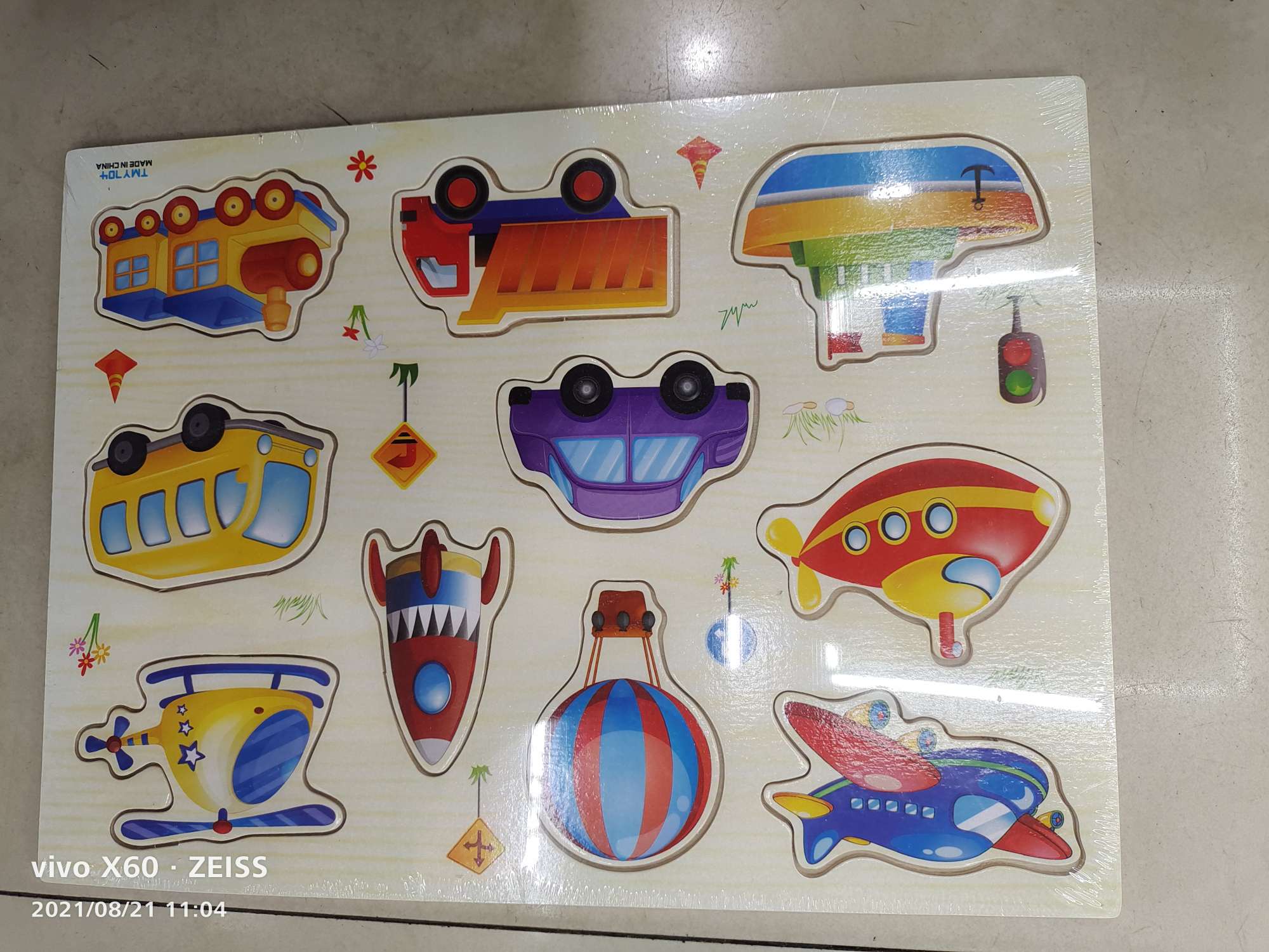 Wooden educational toys with wooden nails and hand-held boards for early childhood education detail image 2