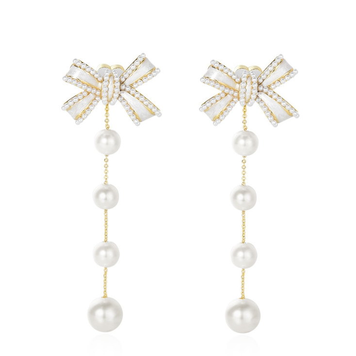 Designer senior light luxury high line sense niche brand luxury earrings 2021082341